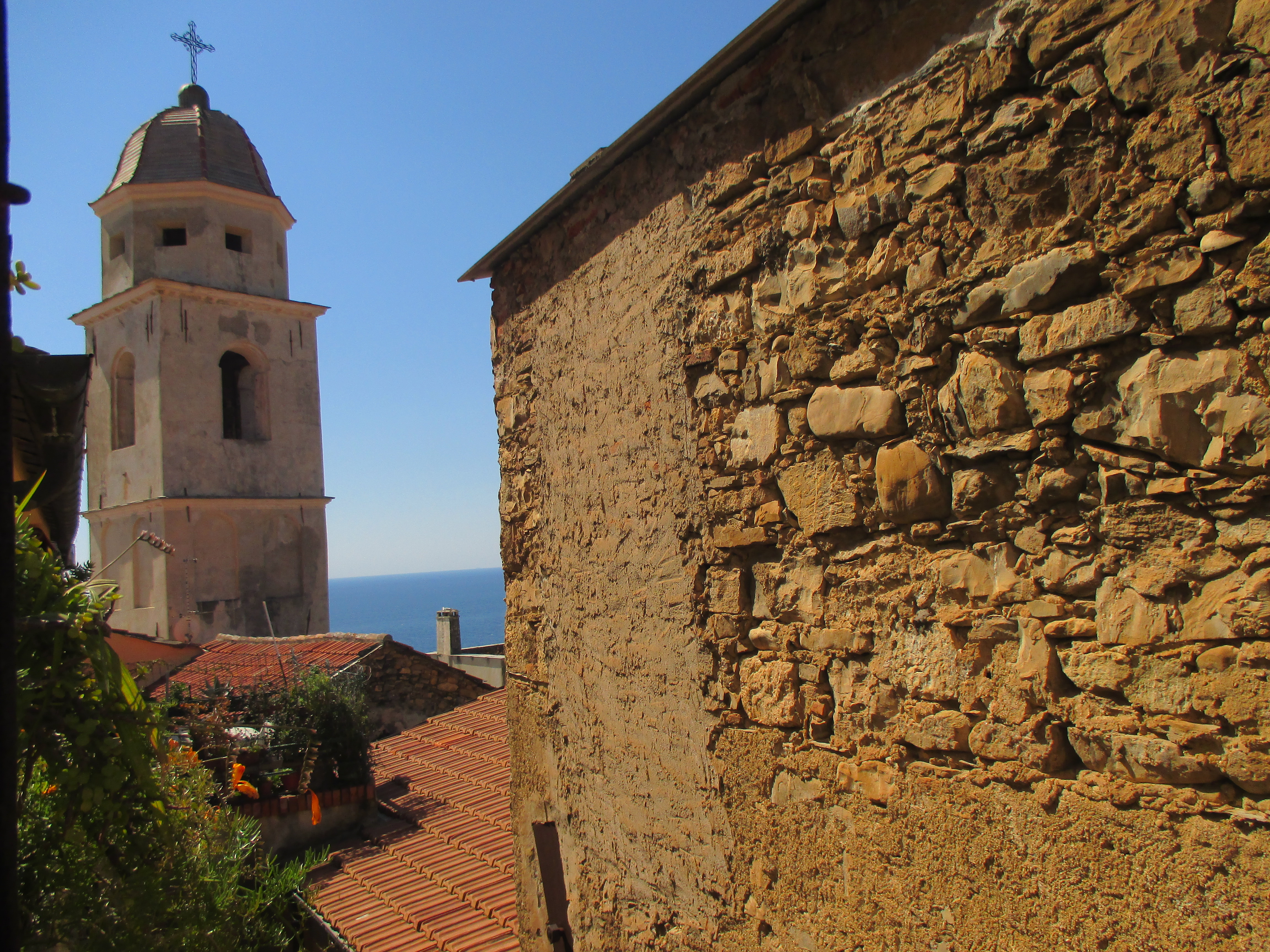 è La Liguria Una Terra Leggiadra