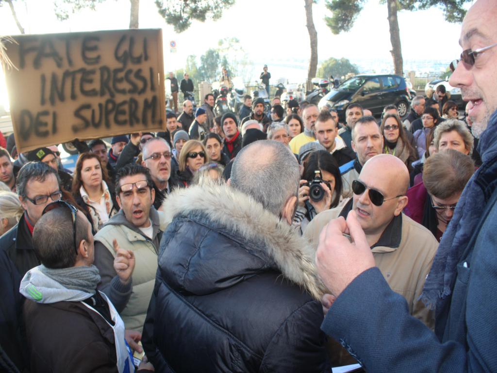 manifestazione tares (2)
