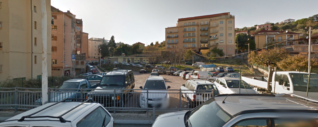 parcheggio via acquarone