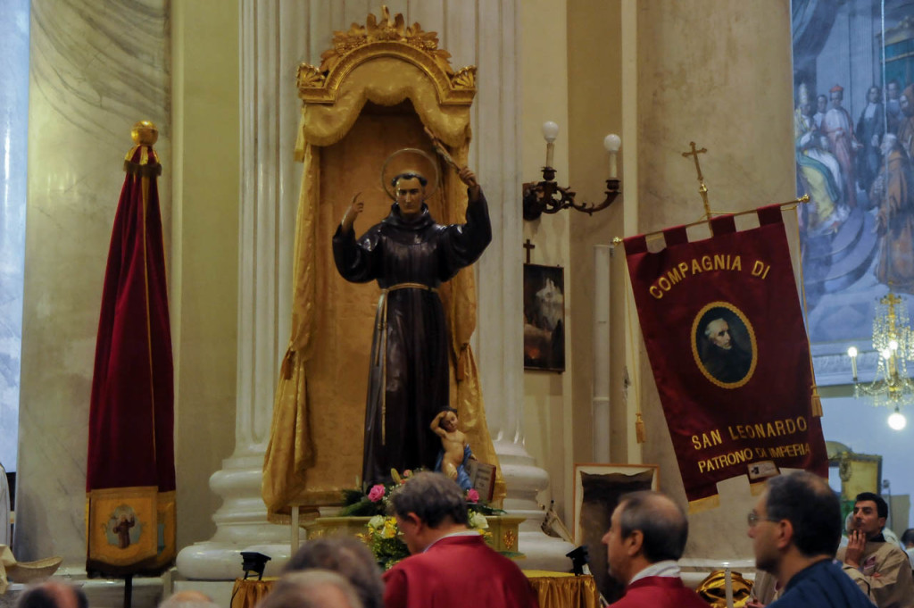processione-san-leonardo-imperia-26-11-14-23