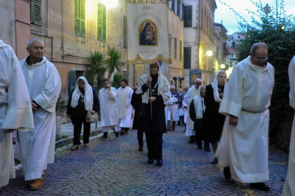 processione-san-leonardo-imperia-26-11-14-32