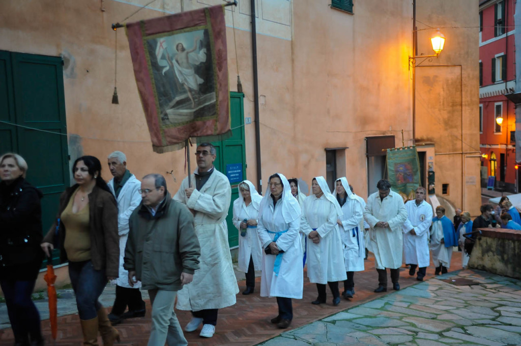 processione-san-leonardo-imperia-26-11-14-4