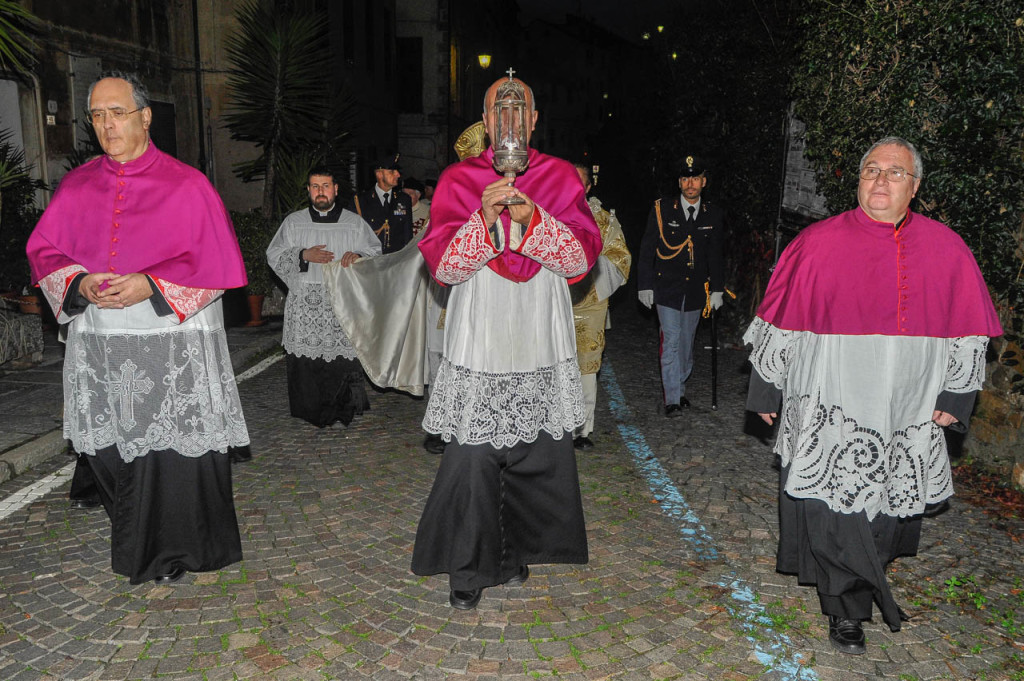 processione-san-leonardo-imperia-26-11-14-7