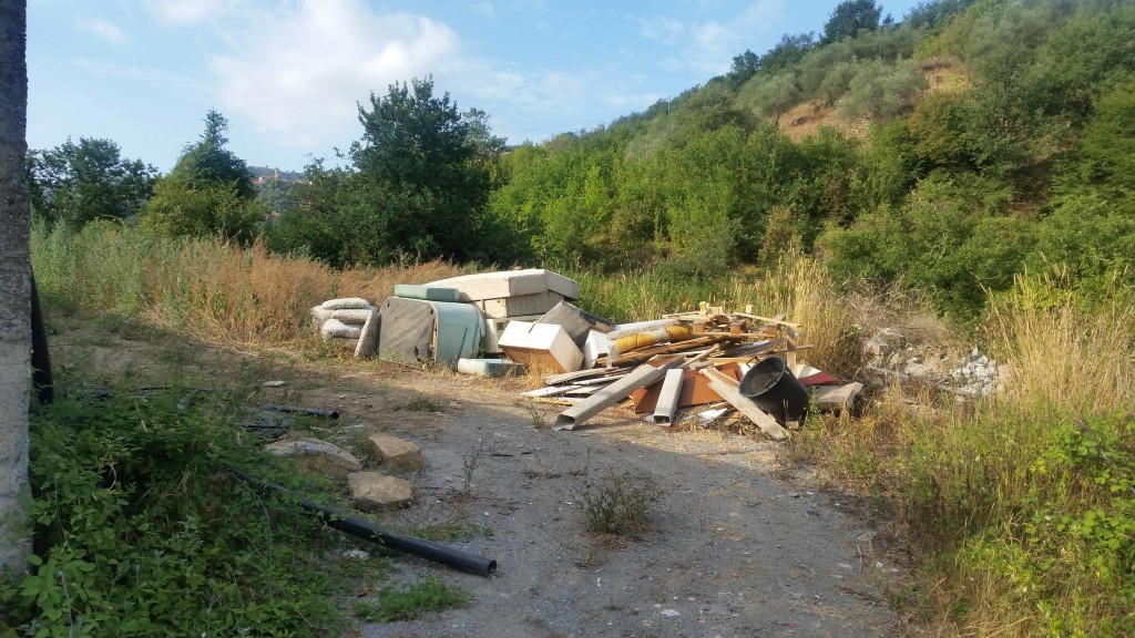 discarica dolcedo