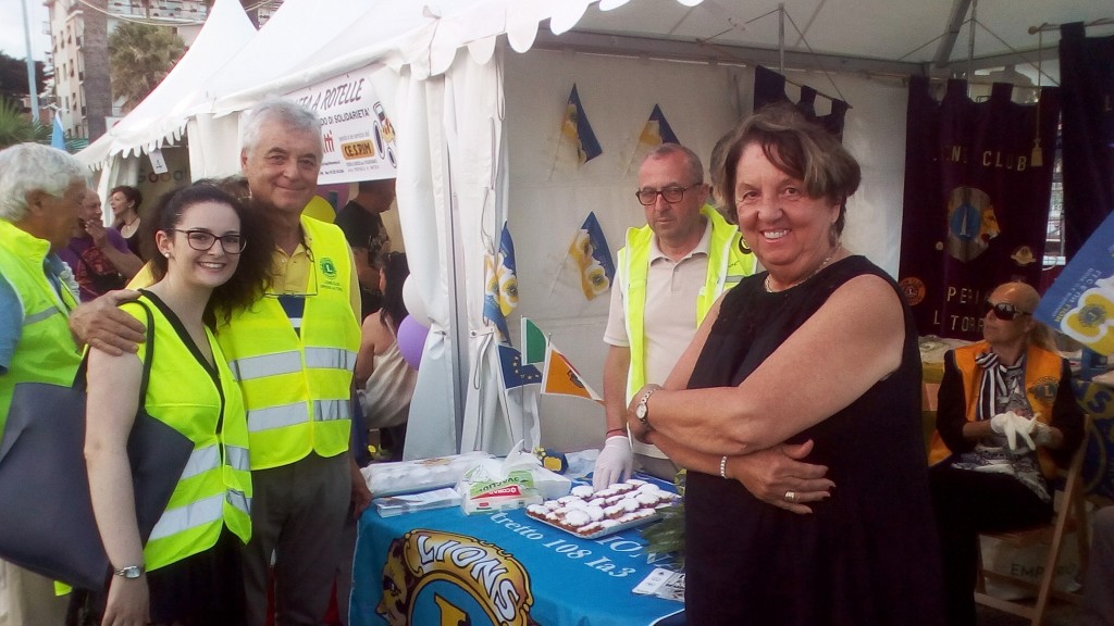 downloadAttachment (5)