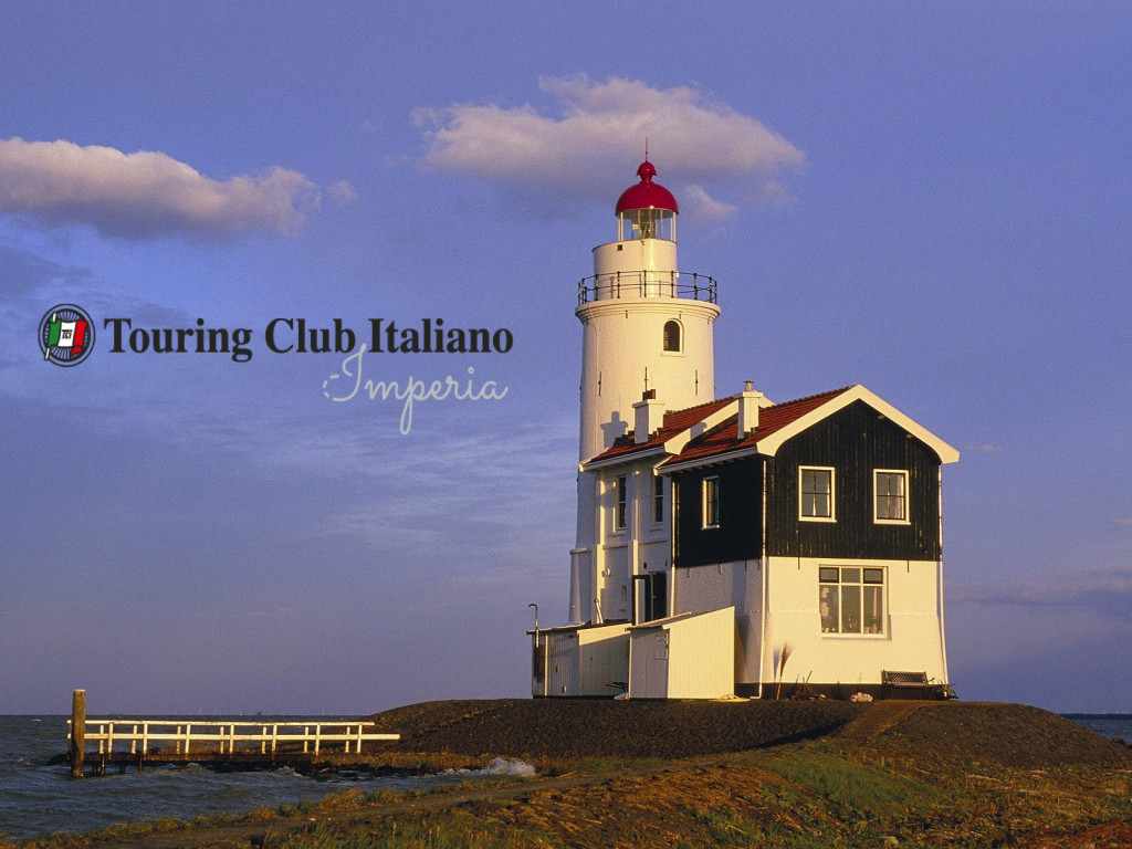 Marken_Lighthouse_Northern_Holland_Province_The_Netherlands