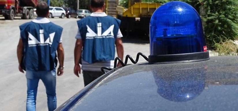 antimafia-la-dia-di-milano-sequestra-appartamenti-e-box-a-barlassina_bc06ae6a-45d2-11e7-b898-5e85655a2b4c_998_397_big_story_detail